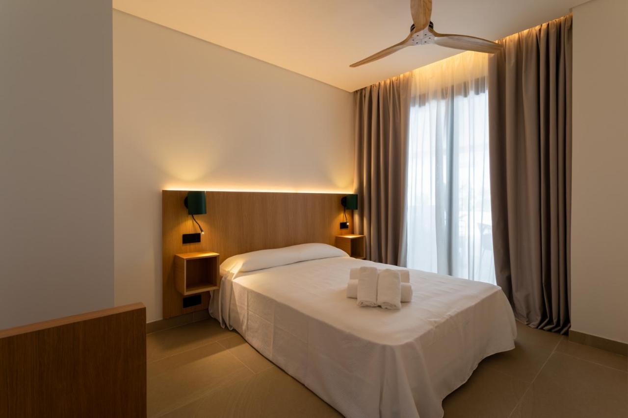 Hotel Apartamentos Hamus Conil De La Frontera Extérieur photo